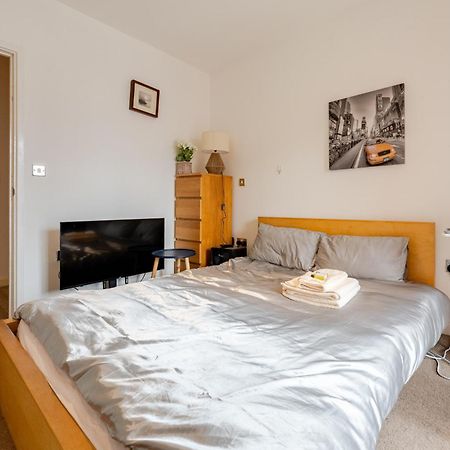 Room In Cardiff City Center - Swiftstay المظهر الخارجي الصورة